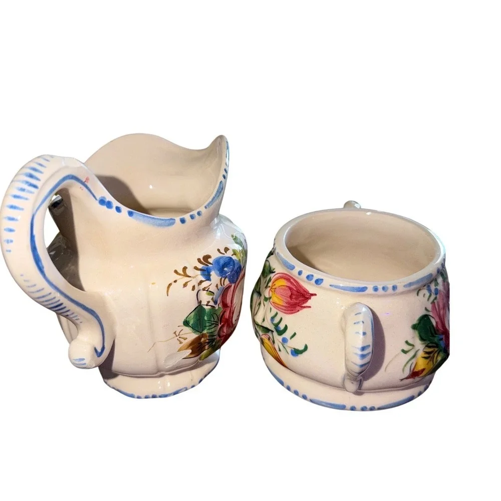 Italy Hand Painted Ceramic Creamer and Sugar Bowl Set‎ Cream Floral Set